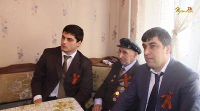 Поздравление ветерана ВОВ Курабегова Магомеда Гаджимагомедовича